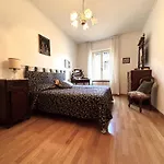 Via Del Poggio With A Big Terrace Appartement *