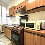 Via Del Poggio With A Big Terrace Appartement *