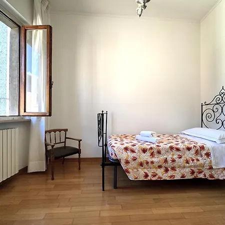 Via Del Poggio With A Big Terrace