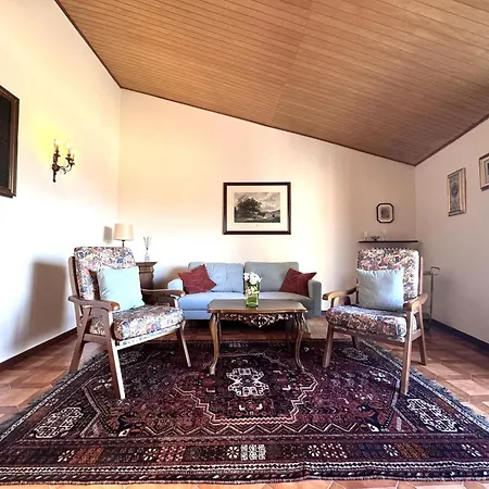 Via Del Poggio With A Big Terrace Apartment