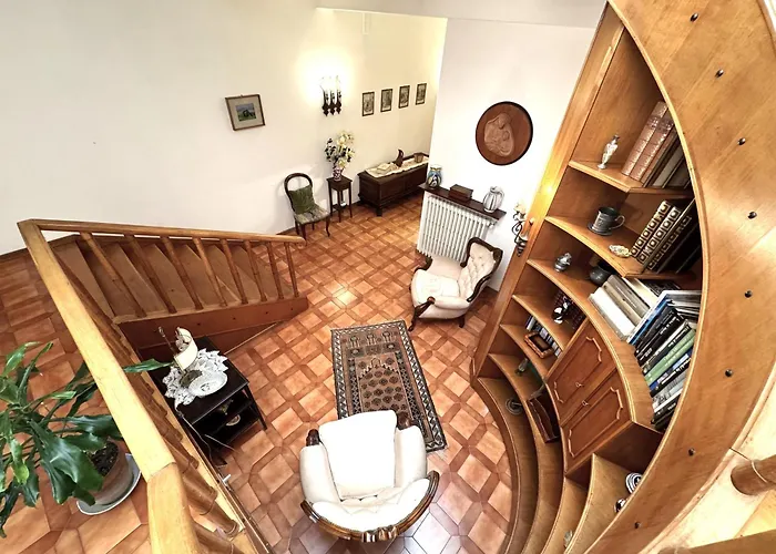 Apartment Via Del Poggio With A Big Terrace *