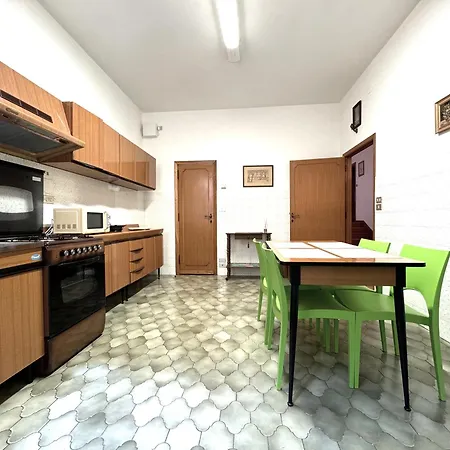 Via Del Poggio With A Big Terrace