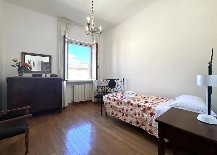 Via Del Poggio With A Big Terrace * Siena