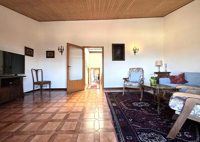 Apartament Via Del Poggio With A Big Terrace